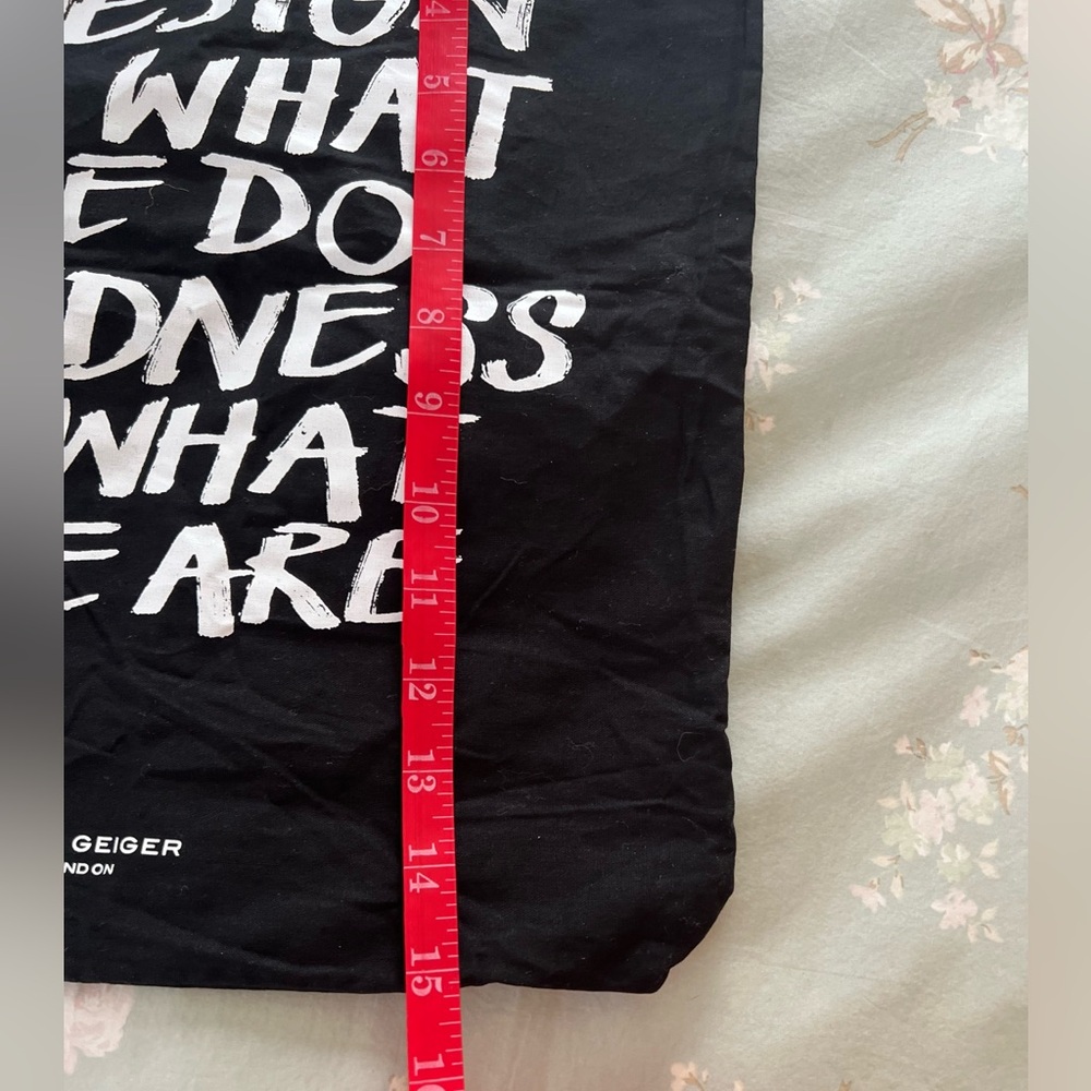 Kurt Geiger Drawstring Dustbag! - Picture 3 of 4
